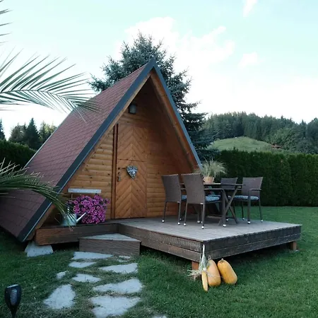 Kamp Nirvana Campsite Smartno ob Dreti
