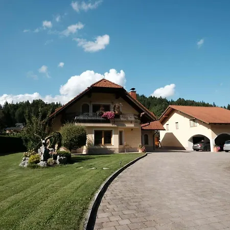 Κάμπινγκ Kamp Nirvana